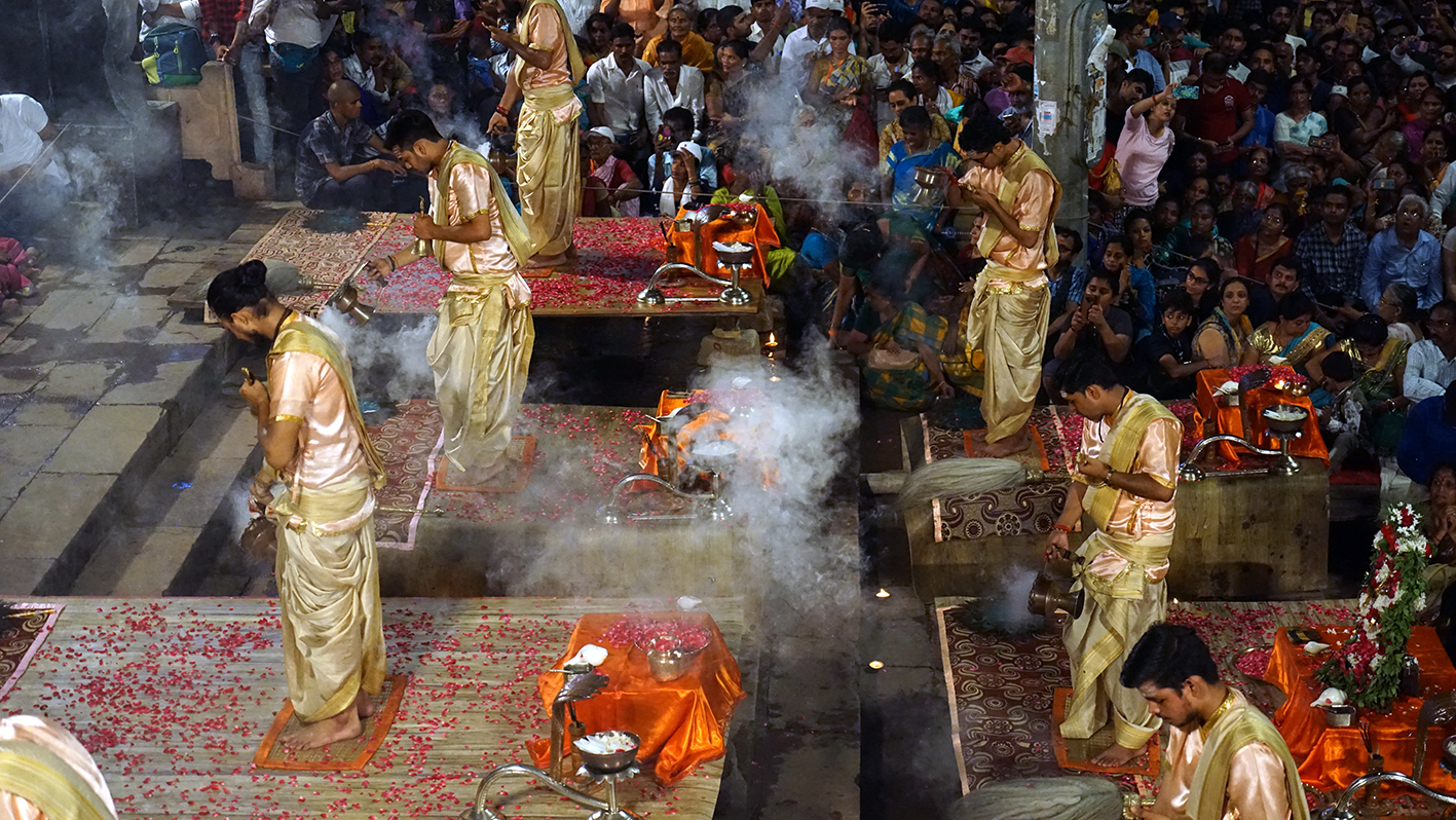 Aarti Törenleri 1 aarti törenleri