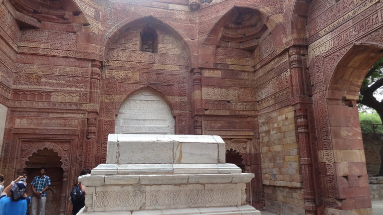 Delhi Sultanlığı’nın etnik yapısı