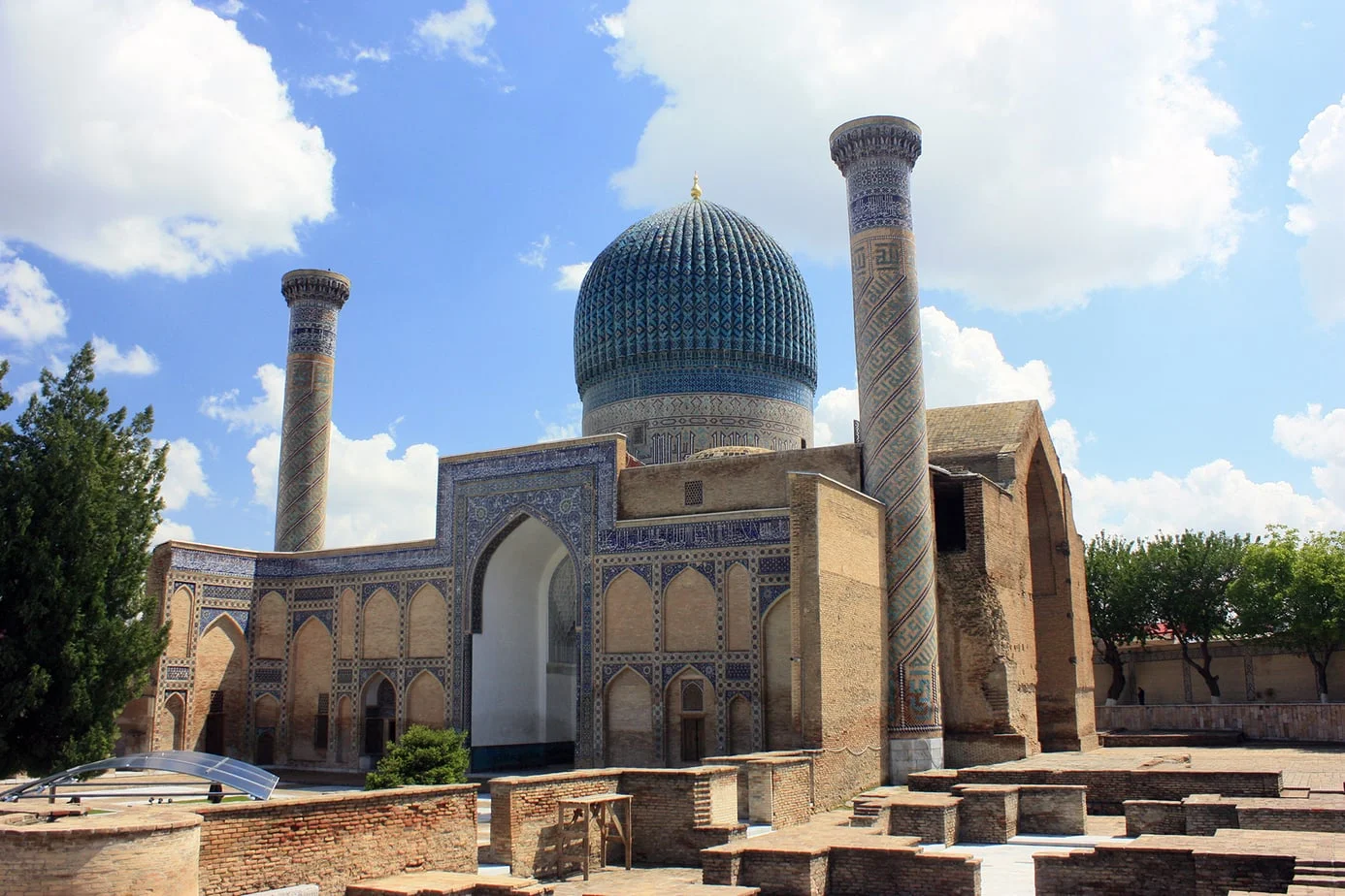 Timur türbesi