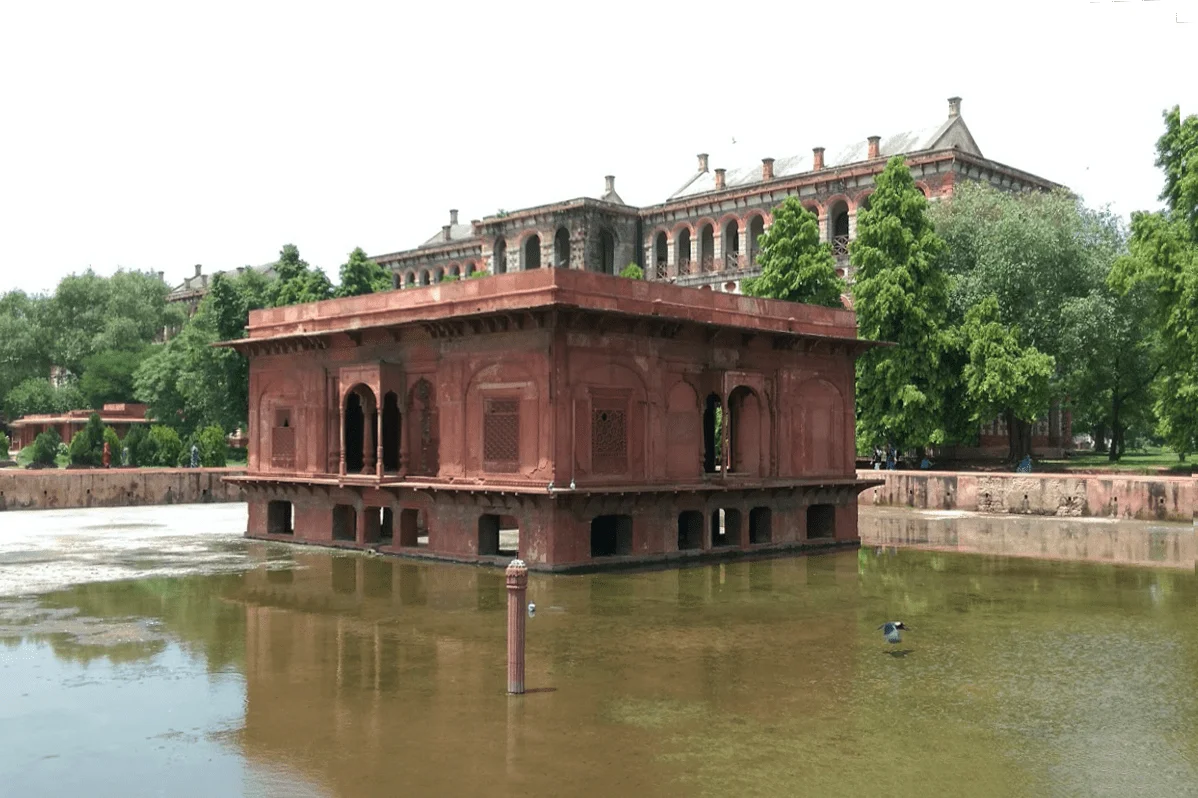 Mughal mimarisi ve peyzajı 7 Babür mimari