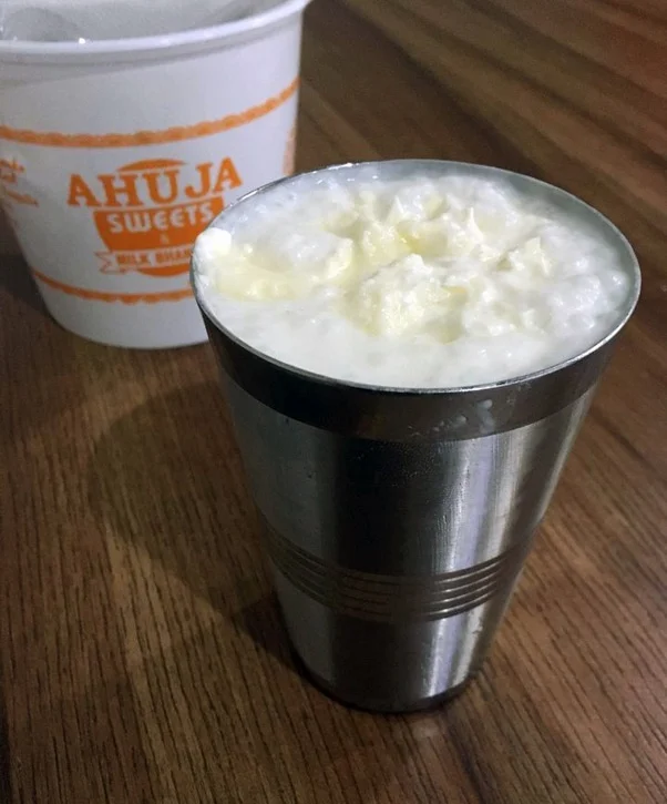 Lassi - bir tür ayran