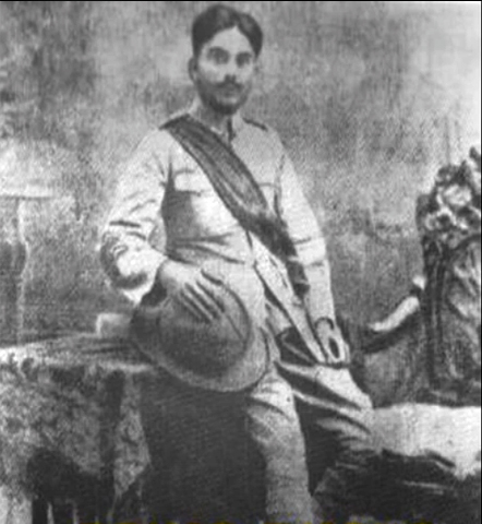 Kazi Nazrül İslam ve Atatürk 3 kazi subay