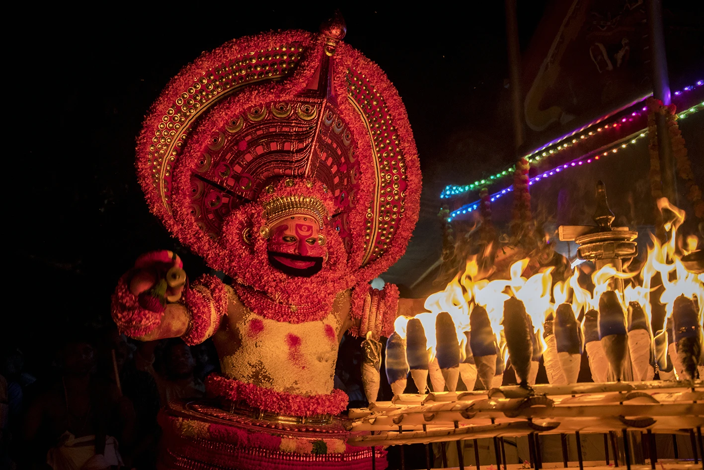 Theyyam Tanrıların Dansı 3 Theyyam Tanrıların Dansı